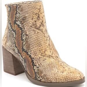 Golo Snakeskin Loredo Bootie NWOB SIZE 7